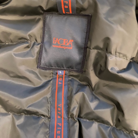 Jacket - Picture 2 of 5